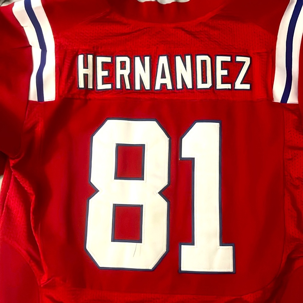 Patriots Aaron Hernandez jersey